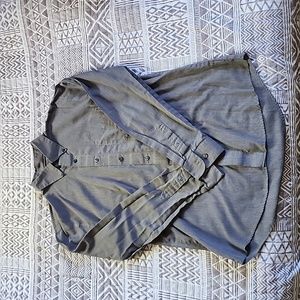 Van Heusen classic fit long sleeve button down dress shirt medium 15-15 1/2